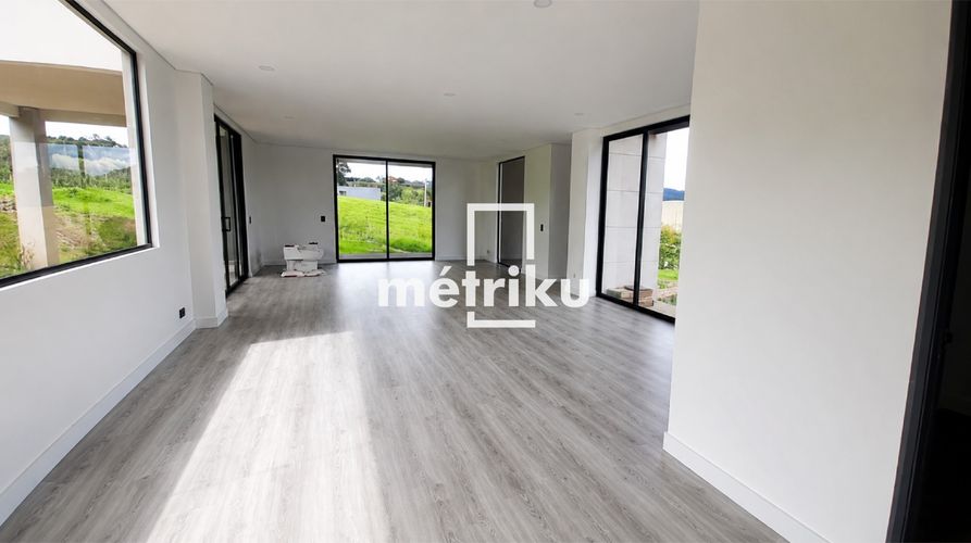 Casa de 4 alcobas en venta en San Gabriel, Sopó, 584 m² · foto 10 de 20