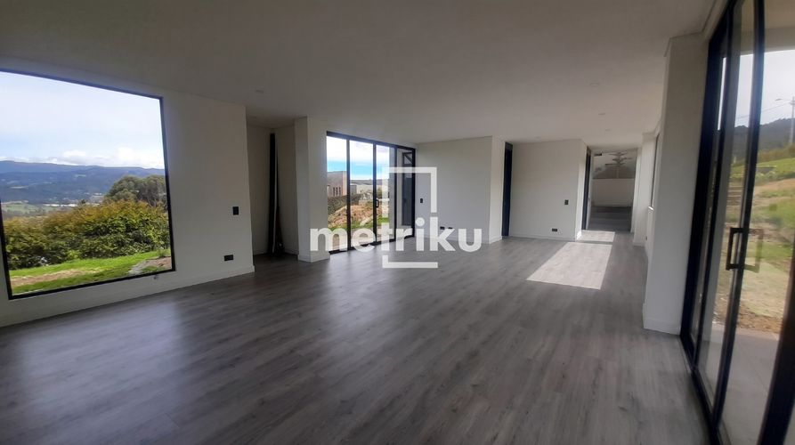 Casa de 4 alcobas en venta en San Gabriel, Sopó, 584 m² · foto 11 de 20