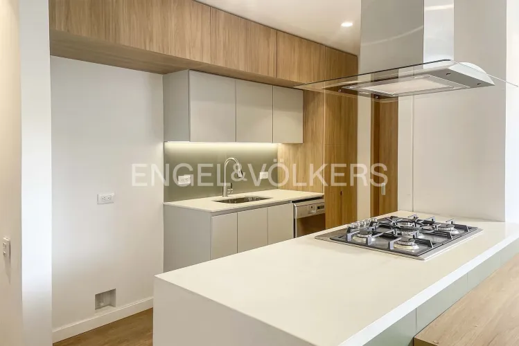 Apartamento de 2 alcobas en venta en Santa Barbara, Bogotá, 128 m² · foto 11 de 12