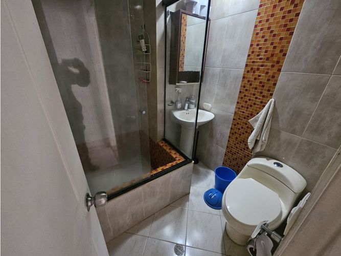 Casa de 3 alcobas en venta en Villatina, Medellín, 90 m² · foto 8 de 19