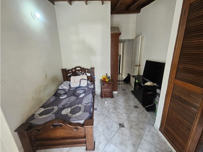 Casa de 3 alcobas en venta en Villatina, Medellín, 90 m² · foto 9 de 19