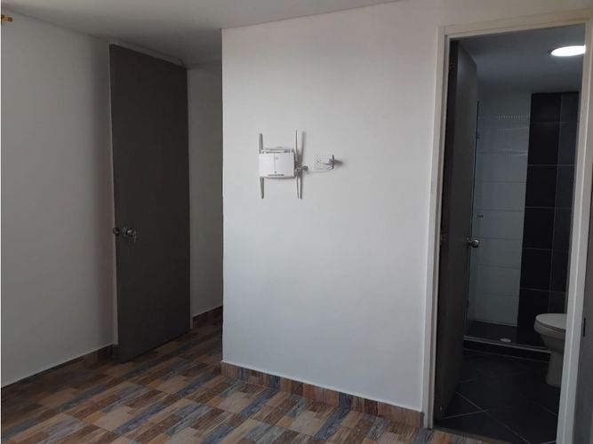 Apartamento en arriendo en Pajarito, Medellín, 52 m² · foto 5 de 16