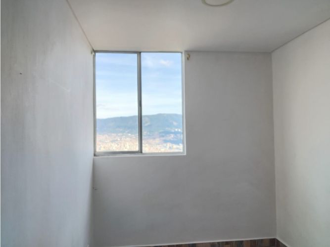 Apartamento en arriendo en Pajarito, Medellín, 52 m² · foto 6 de 16