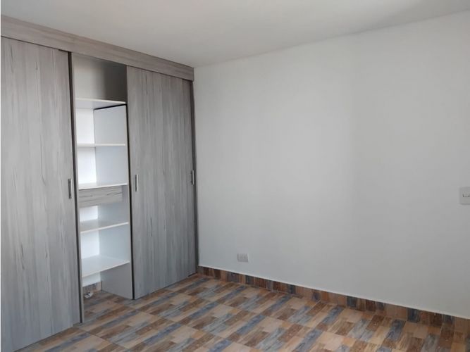 Apartamento en arriendo en Pajarito, Medellín, 52 m² · foto 7 de 16