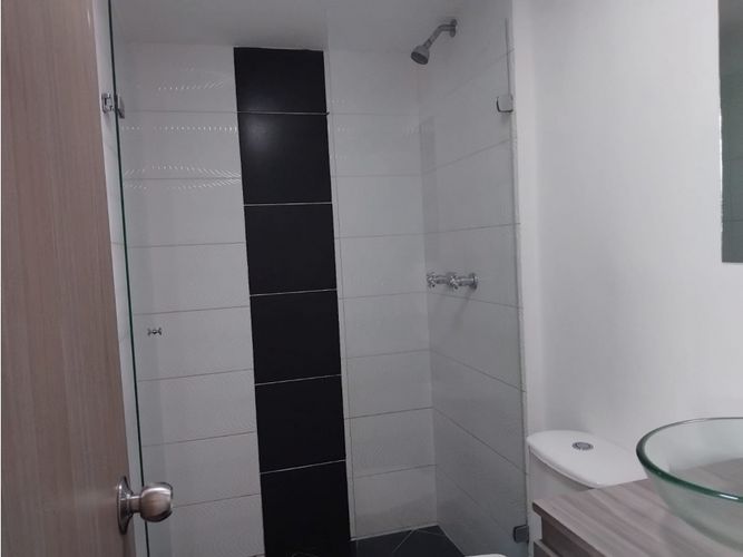 Apartamento en arriendo en Pajarito, Medellín, 52 m² · foto 8 de 16
