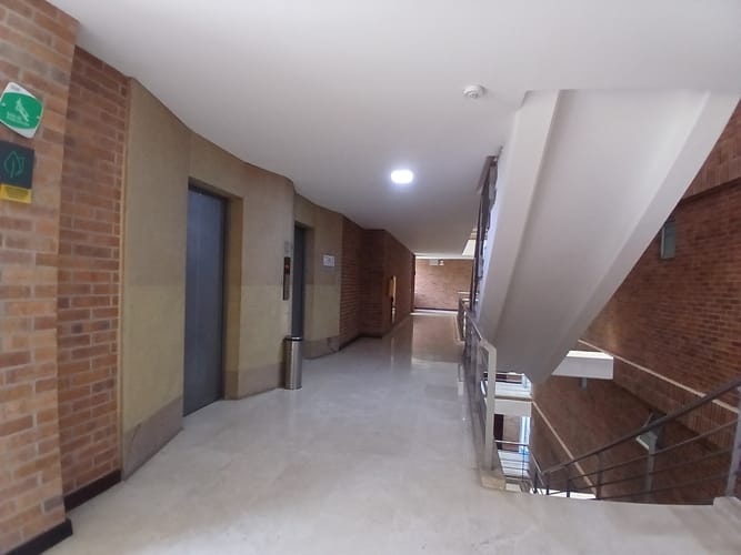 Oficina en arriendo en San Diego, Medellín, 64 m² · foto 7 de 10