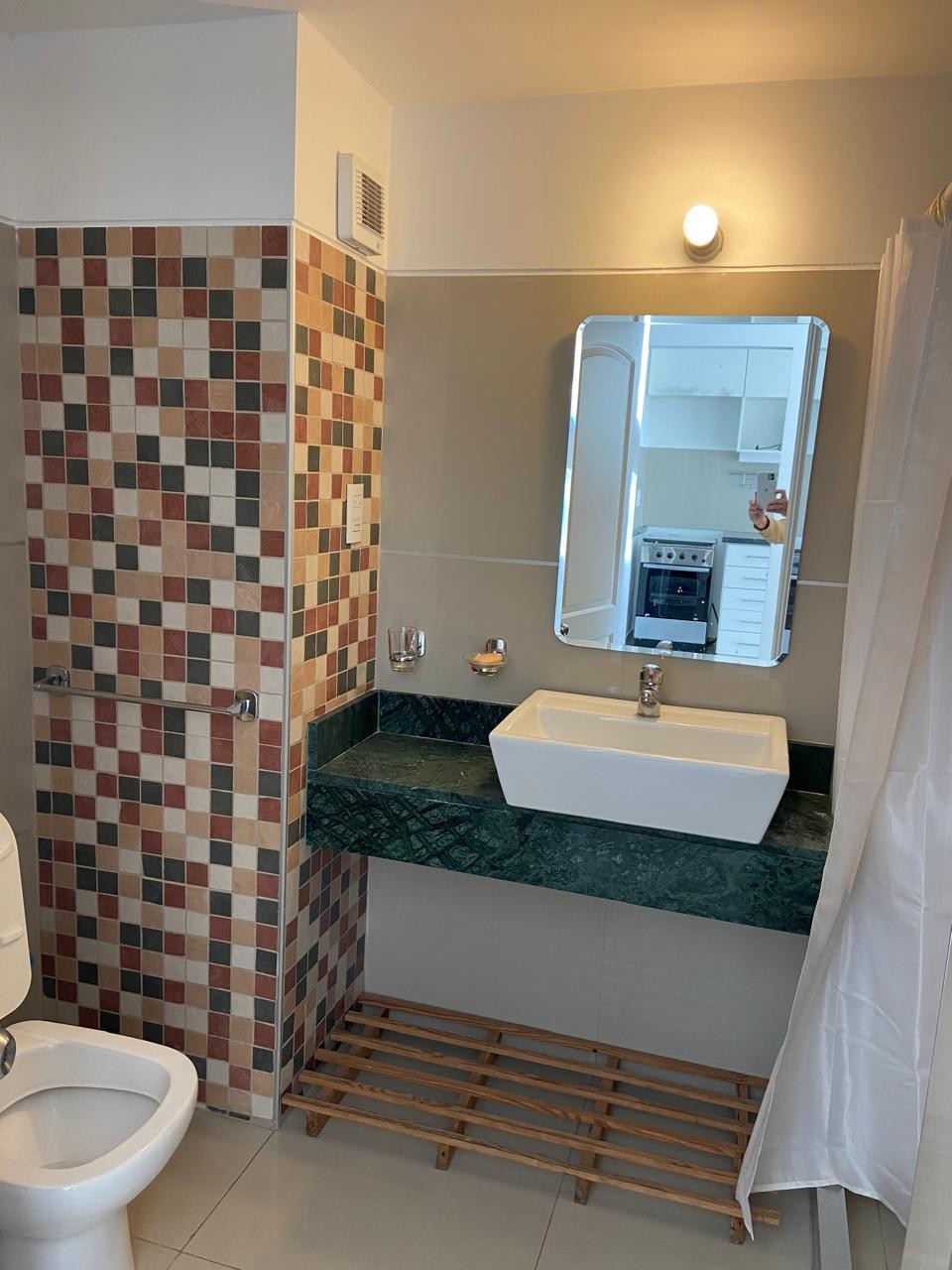 Divino Apto de 1 d, nuevo y luminoso, balcón y garage $32000 · Foto 6