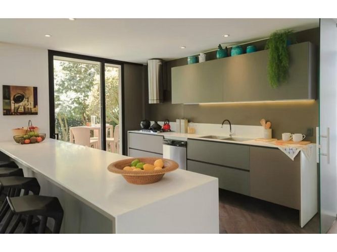 Casa de 4 alcobas en venta en Pueblo Viejo, Cota, 285 m² · foto 2 de 14