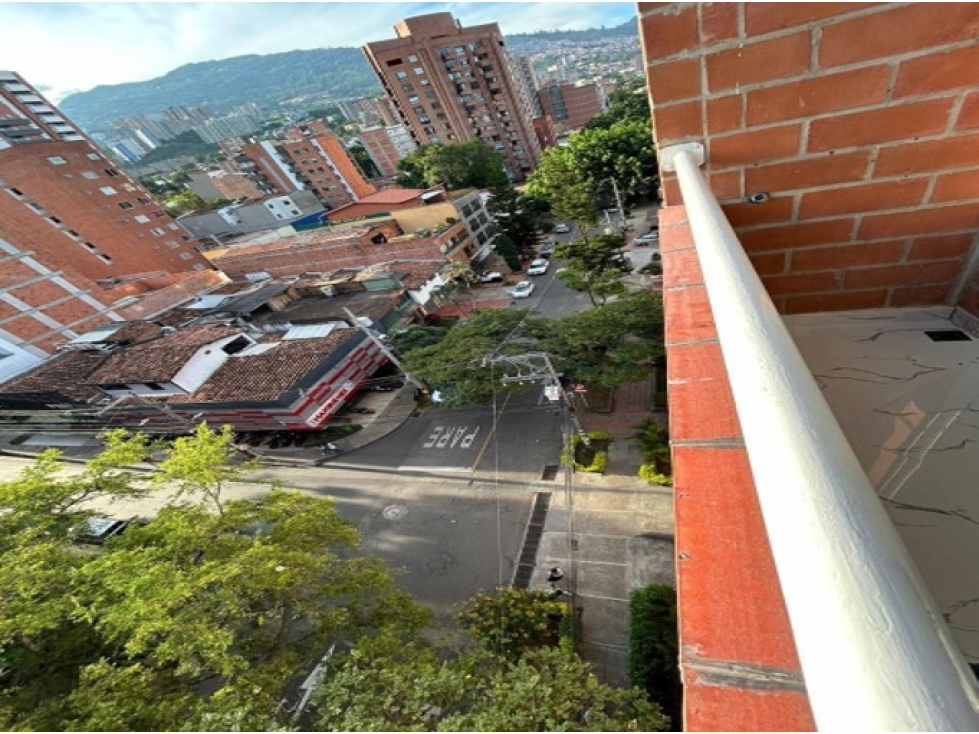 Apartamento en venta en La Floresta, Medellín · foto 20 de 20