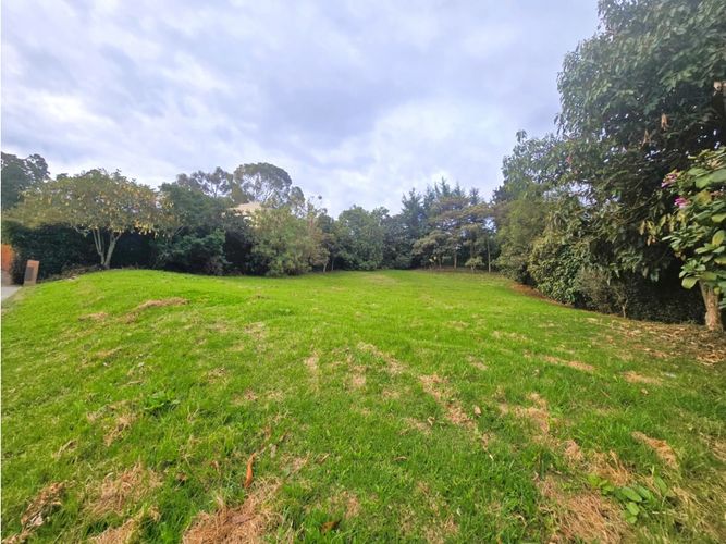 Lote en venta en Las Palmas, Envigado, 1737 m² · foto 3 de 15