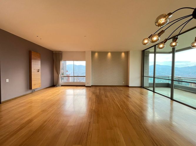 Apartamento en venta en El Poblado, Medellín · foto 5 de 20