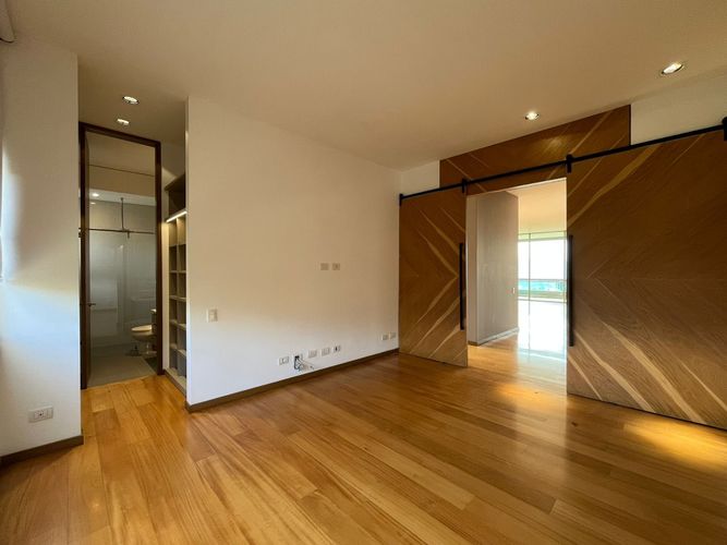 Apartamento en venta en El Poblado, Medellín · foto 12 de 20