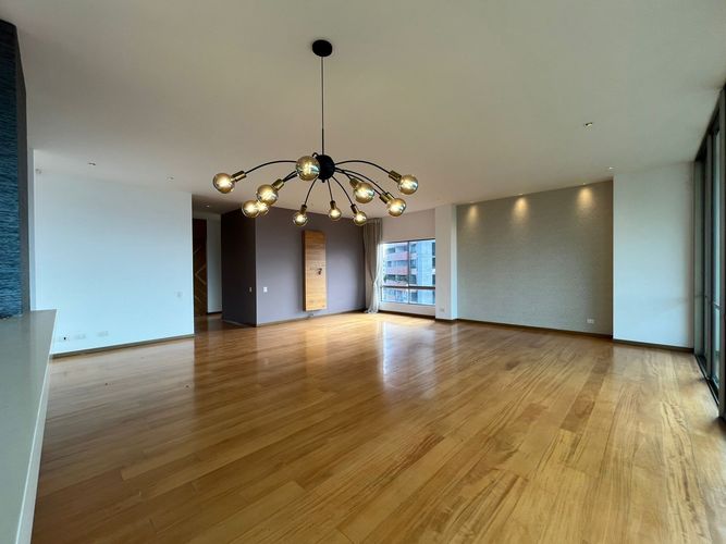 Apartamento en venta en El Poblado, Medellín · foto 14 de 20