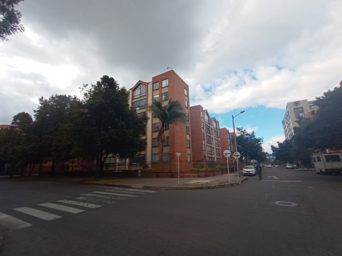 Apartamento en venta en Ciudad Salitre, Bogotá · foto 15 de 24