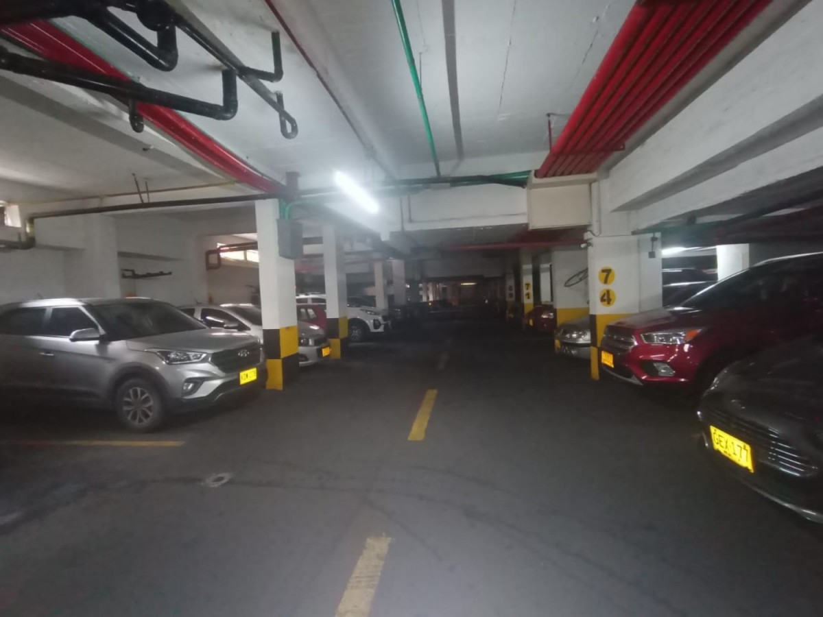 Apartamento en venta en Ciudad Salitre, Bogotá · foto 16 de 24
