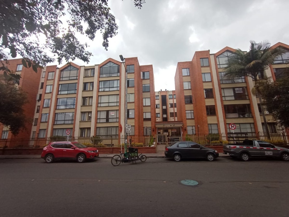 Apartamento en venta en Ciudad Salitre, Bogotá · foto 23 de 24