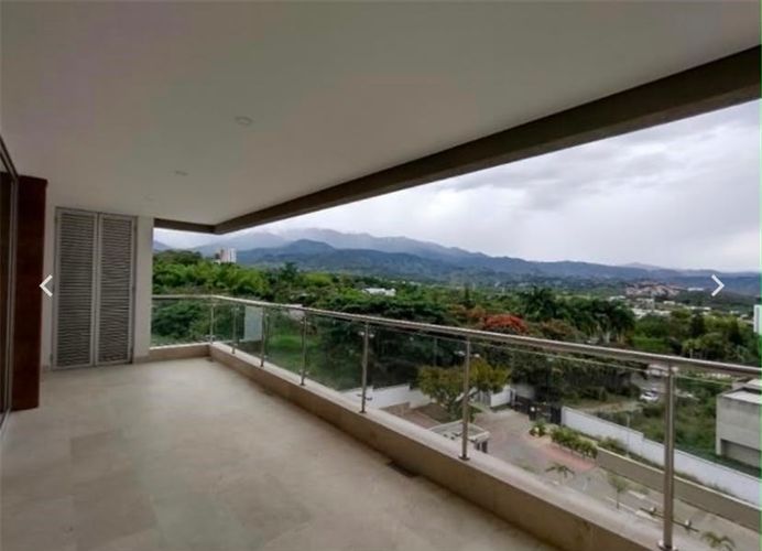 Apartamento en venta en Pance, Cali · foto 4 de 23