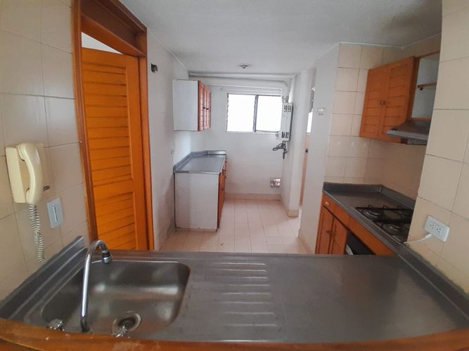 Apartamento de 3 alcobas en venta en Balcones Del Salitre, Bogotá, 84 m² · foto 8 de 18