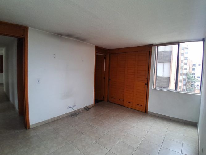 Apartamento de 3 alcobas en venta en Balcones Del Salitre, Bogotá, 84 m² · foto 14 de 18