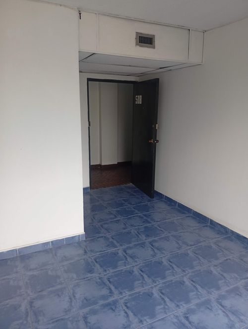 Oficina en arriendo en Granada, Cali, 22 m² · foto 6 de 16
