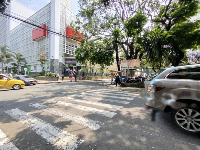 Oficina en arriendo en Granada, Cali, 22 m² · foto 14 de 16