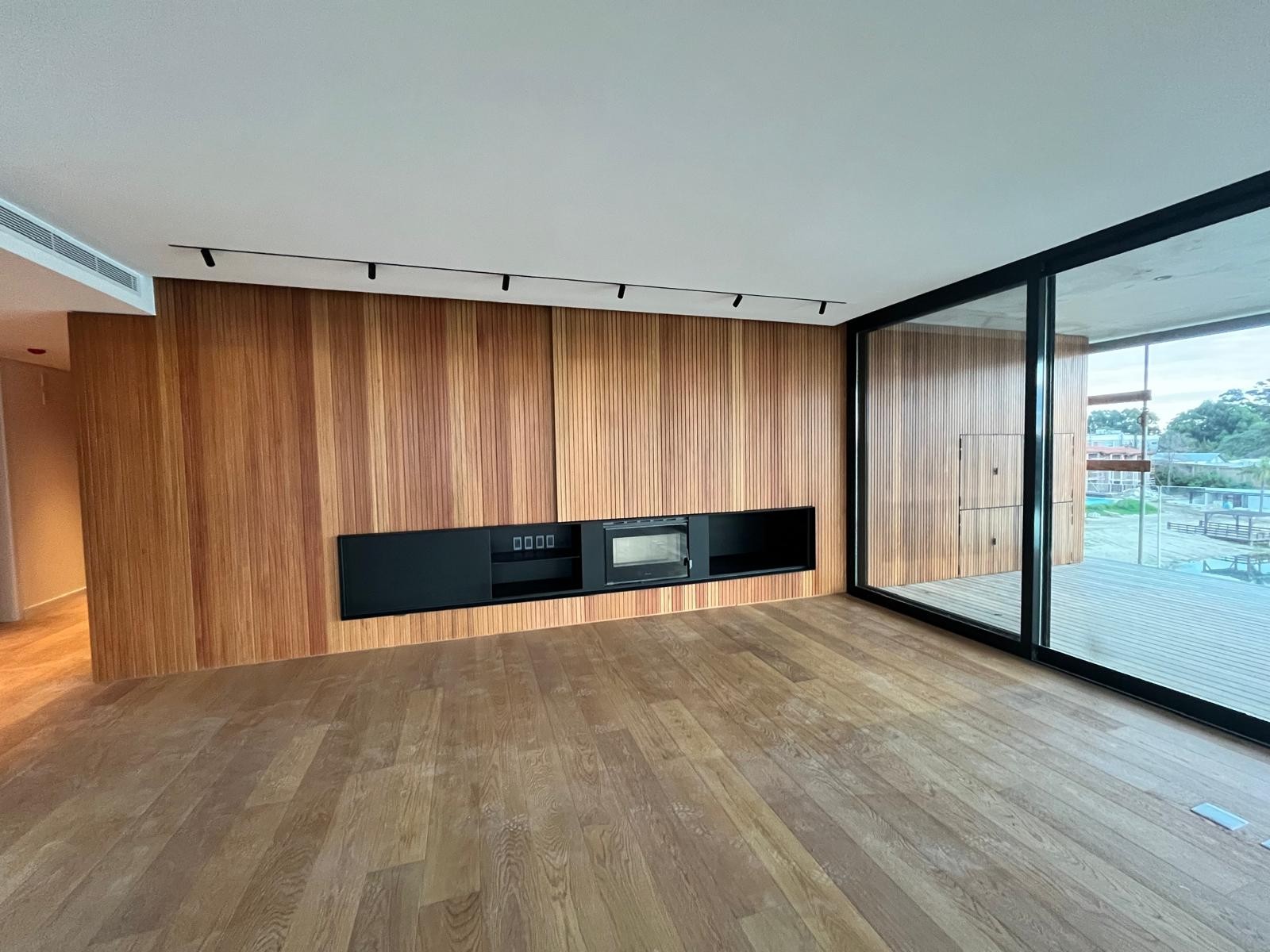Apartamento en alquiler con vista al lago - 3 dormitorios en Avenida a la Playa Parque Miramar · Foto 4