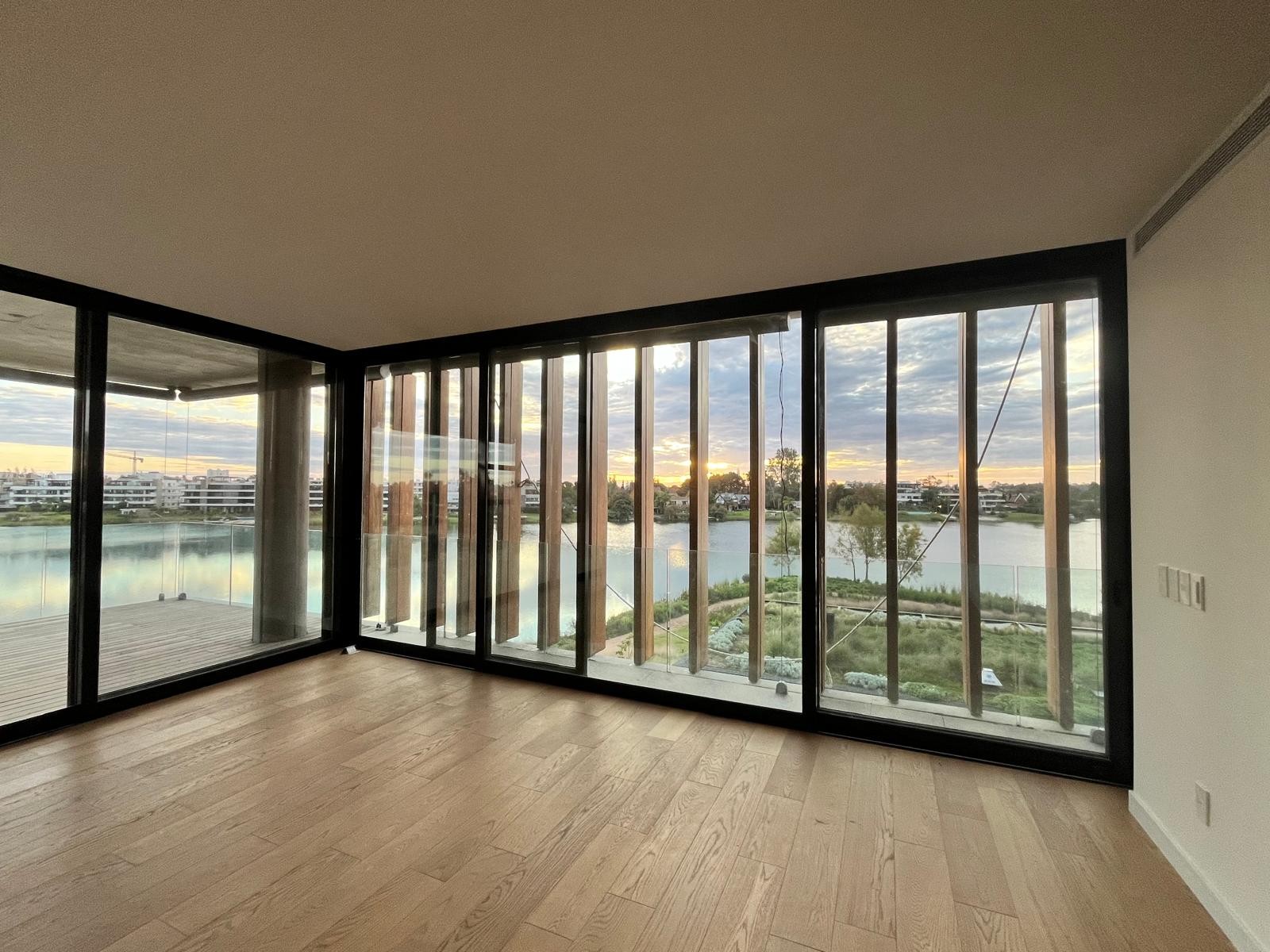 Apartamento en alquiler con vista al lago - 3 dormitorios en Avenida a la Playa Parque Miramar · Foto 5