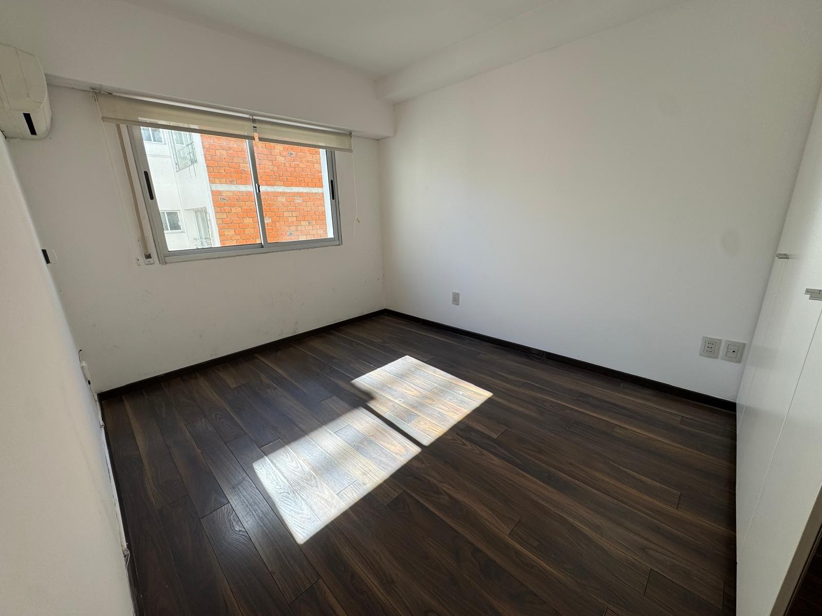 Apartamento en alquiler 2 dormitorios y garaje en Pocitos · Foto 5