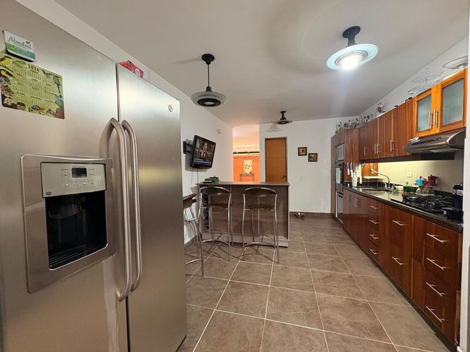 Casa de 4 alcobas en venta en San Agustin Suramerica, Itagüí, 240 m² · foto 5 de 18
