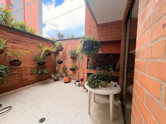 Casa de 4 alcobas en venta en San Agustin Suramerica, Itagüí, 240 m² · foto 6 de 18