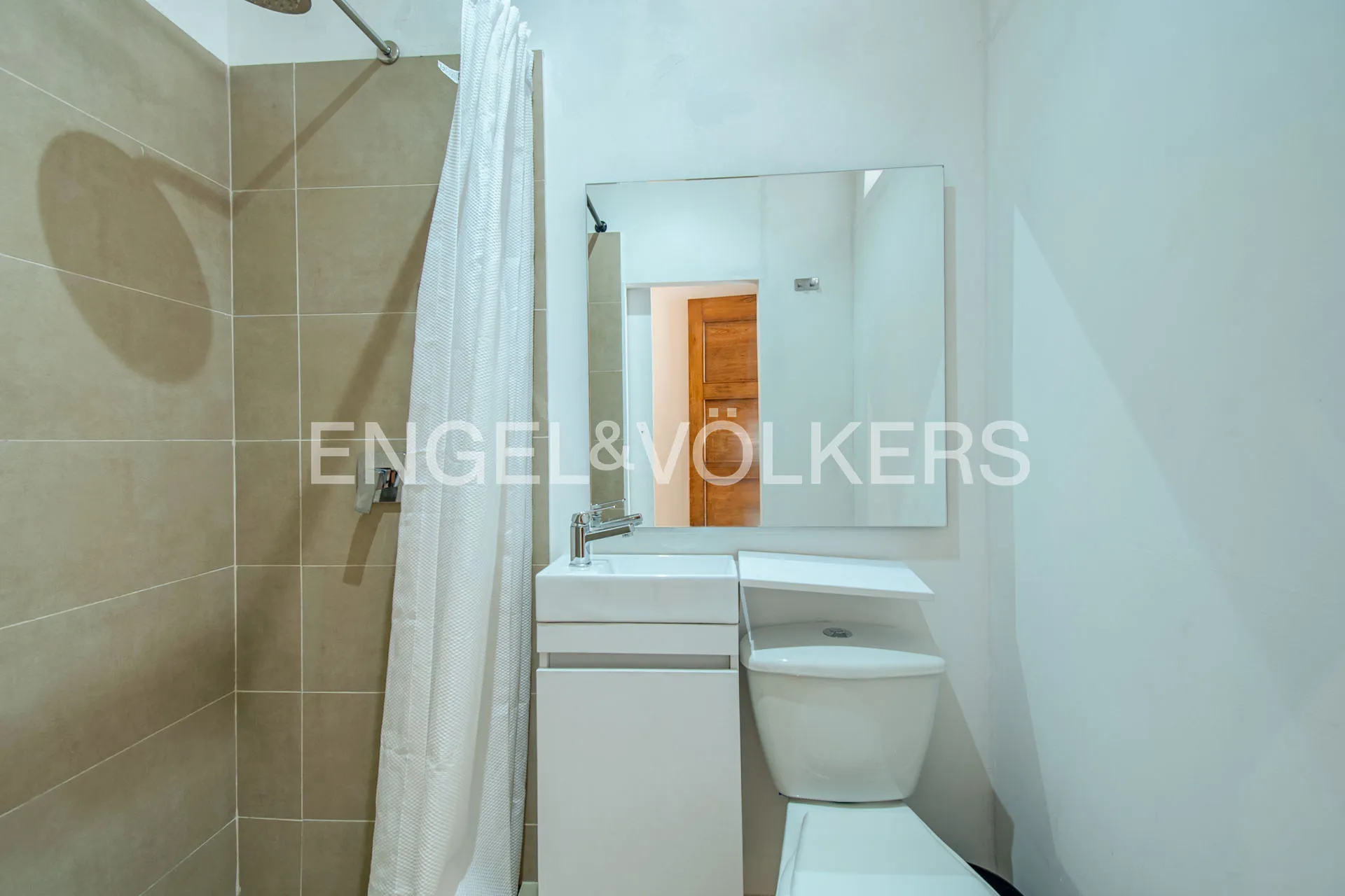 Casa en venta en Quinta Camacho, Bogotá · foto 14 de 17