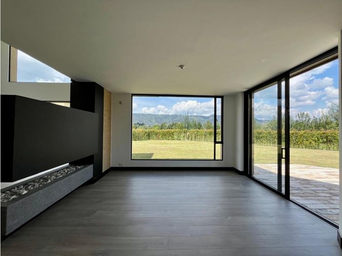 Casa de 4 alcobas en venta en Pueblo Viejo, Cota, 244 m² · foto 7 de 21