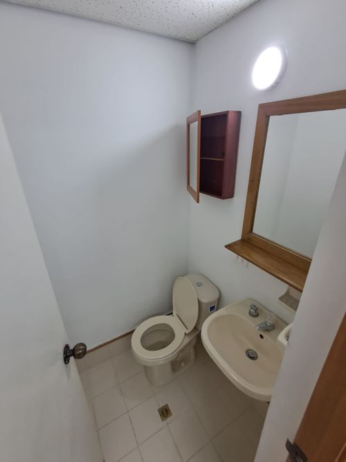 Oficina en arriendo en Villa Carlota, Medellín, 40 m² · foto 6 de 6
