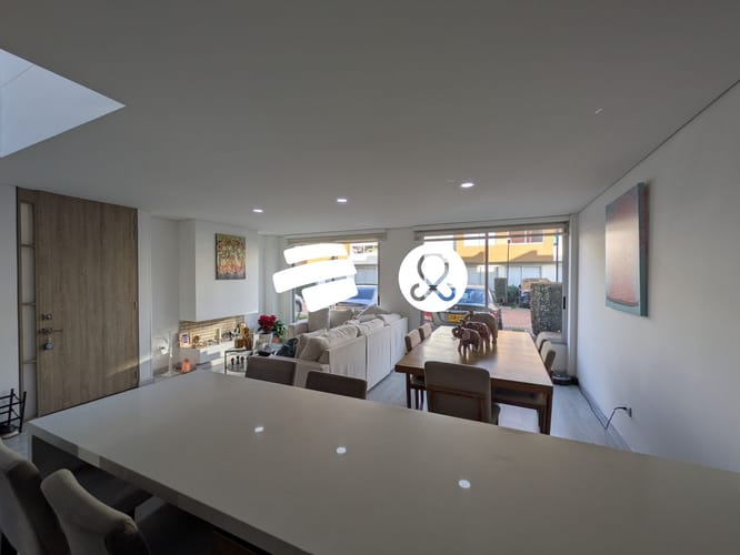 Casa de 4 alcobas en venta en La Estrella, Chía, 198 m² · foto 2 de 24