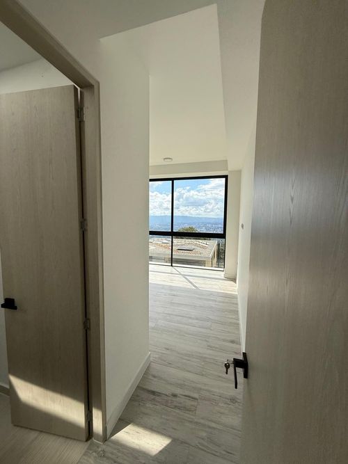 Casa de 3 alcobas en venta en Ruitoque, Floridablanca, 330 m² · foto 8 de 11