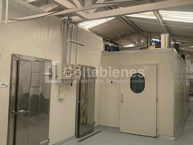 Bodega en venta en Viviendas Del Sur, Itagüí, 190 m² · foto 6 de 12