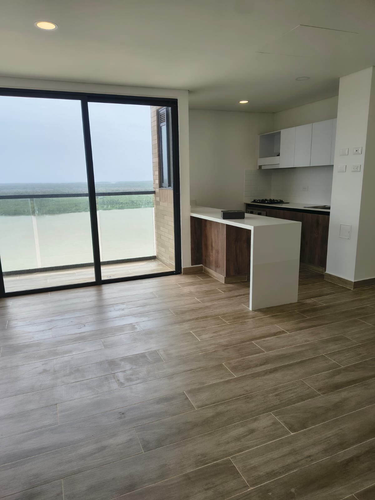 Apartamento en arriendo en El Oasis, Barranquilla · foto 3 de 11