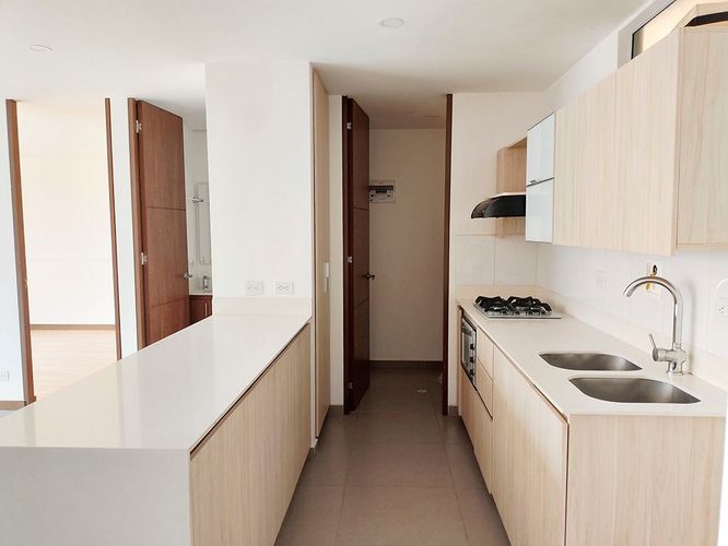 Apartamento de 1 alcoba en arriendo en El Poblado, Medellín, 68 m² · foto 6 de 15