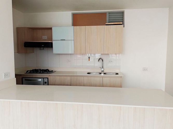 Apartamento de 1 alcoba en arriendo en El Poblado, Medellín, 68 m² · foto 5 de 15