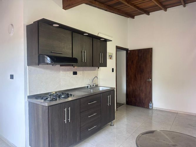 Apartamento de 1 alcoba en arriendo en Alejandría, Medellín, 60 m² · foto 6 de 14