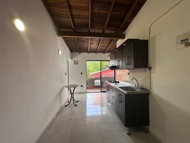 Apartamento de 1 alcoba en arriendo en Alejandría, Medellín, 60 m² · foto 2 de 14