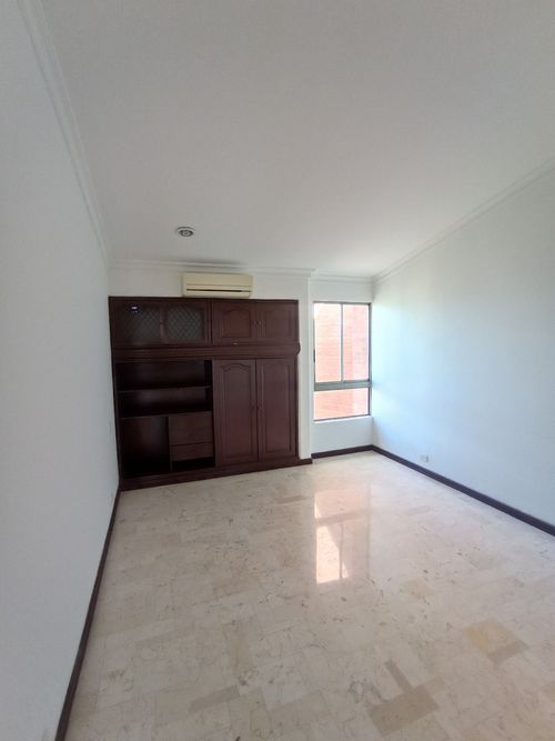 Apartamento de 3 alcobas en venta en Altico, Neiva, 296 m² · foto 14 de 19