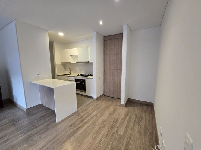 Apartamento de 3 alcobas en venta en Colina Campestre, Bogotá, 77 m² · foto 7 de 24