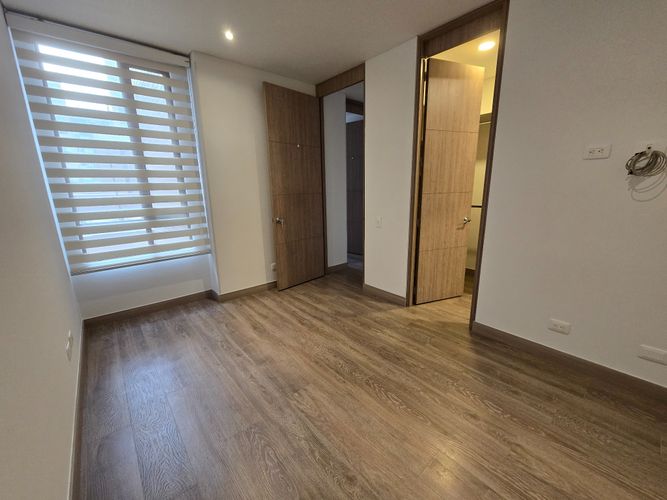 Apartamento de 3 alcobas en venta en Colina Campestre, Bogotá, 77 m² · foto 20 de 24