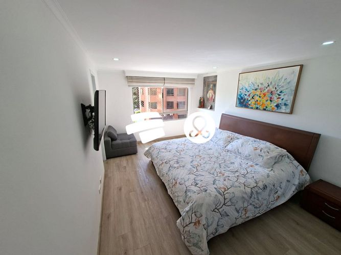 Apartamento de 3 alcobas en venta en El Tesoro, Medellín, 142 m² · foto 10 de 19
