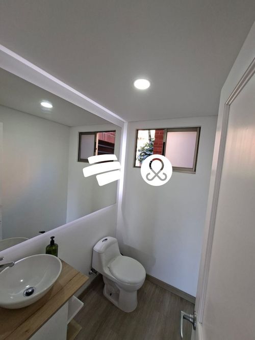 Apartamento de 3 alcobas en venta en El Tesoro, Medellín, 142 m² · foto 14 de 19