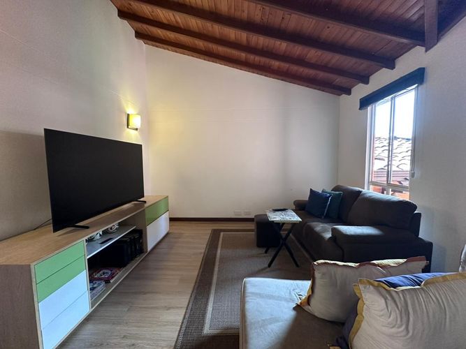 Casa de 3 alcobas en venta en El Tesoro, Medellín, 200 m² · foto 10 de 20