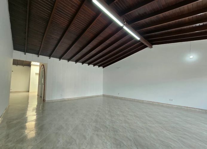 Oficina en arriendo en Belén, Medellín, 200 m² · foto 6 de 18