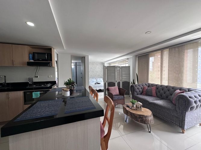 Apartamento de 2 alcobas en venta en El Poblado, Medellín, 50 m² · foto 5 de 17
