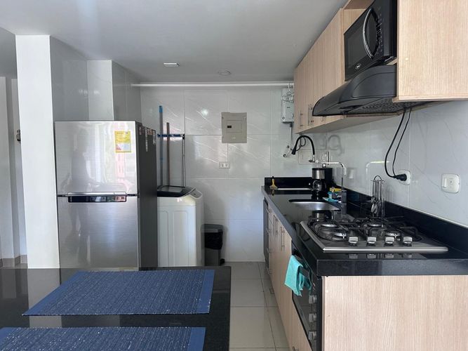 Apartamento de 2 alcobas en venta en El Poblado, Medellín, 50 m² · foto 9 de 17